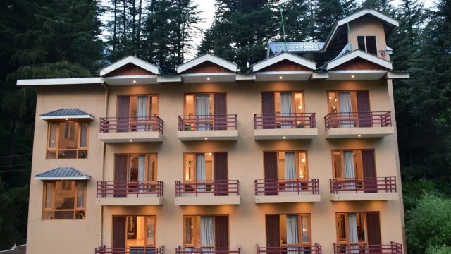 Trvldy white hill resort manali for booking call us 8580521114